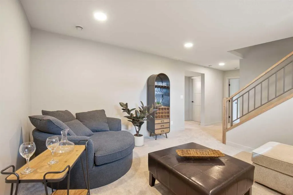 38 Springfield Boulevard