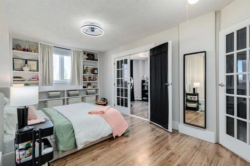 314 14 Street NW, #302