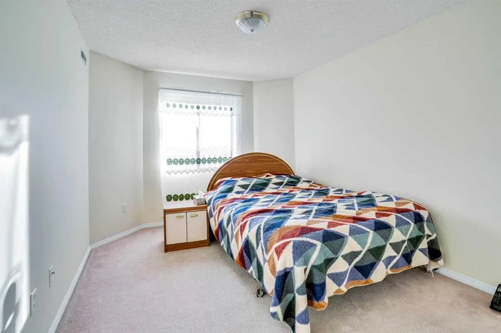 1818 Simcoe Boulevard SW, #1202