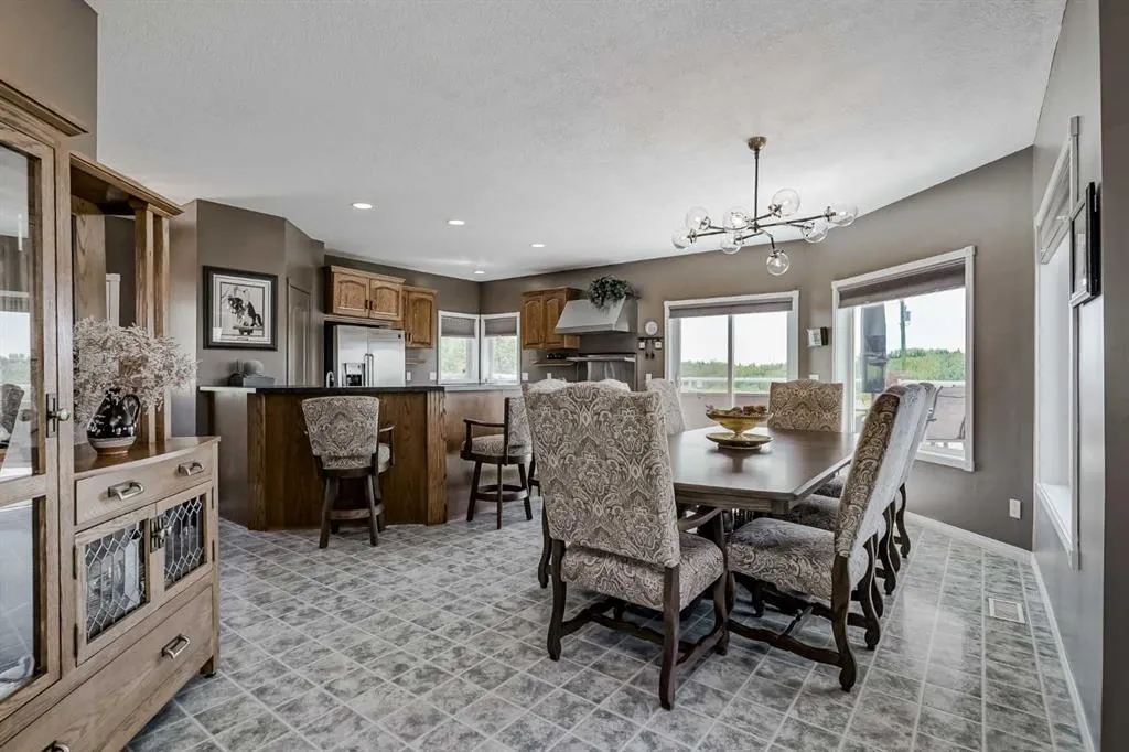 210036 96 Street W