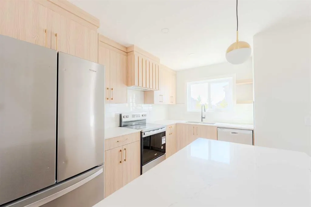 700 clover Road, #702