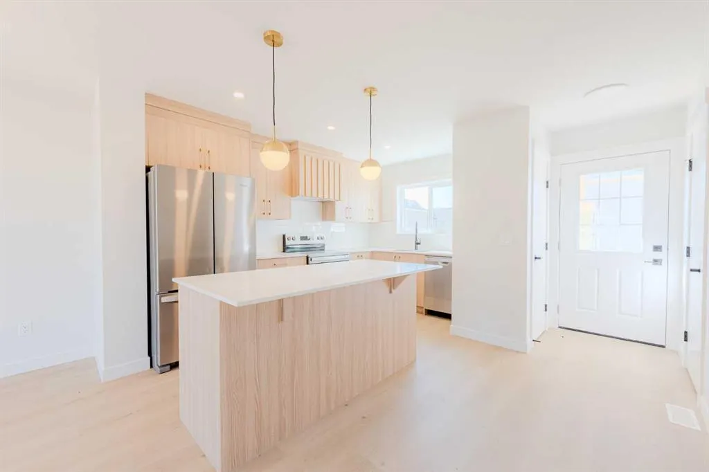 700 clover Road, #702