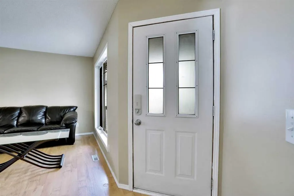 356 Chaparral Drive SE