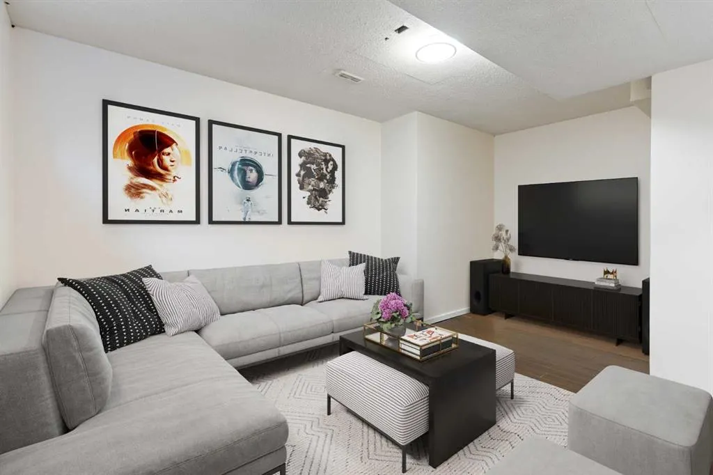 2092 New Brighton Park SE