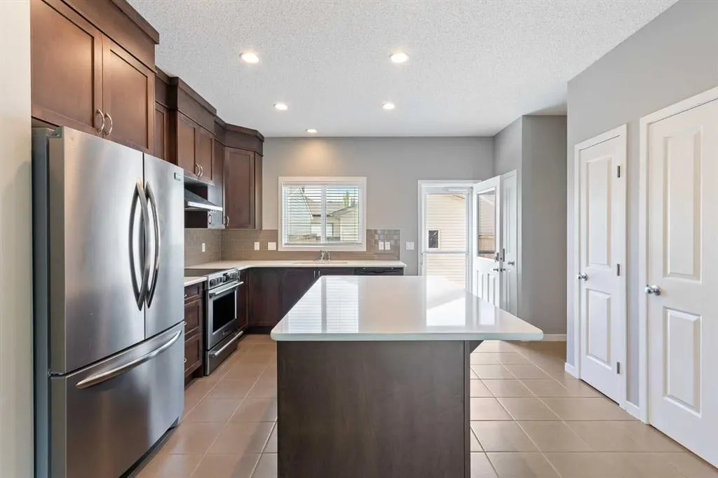 2092 New Brighton Park SE