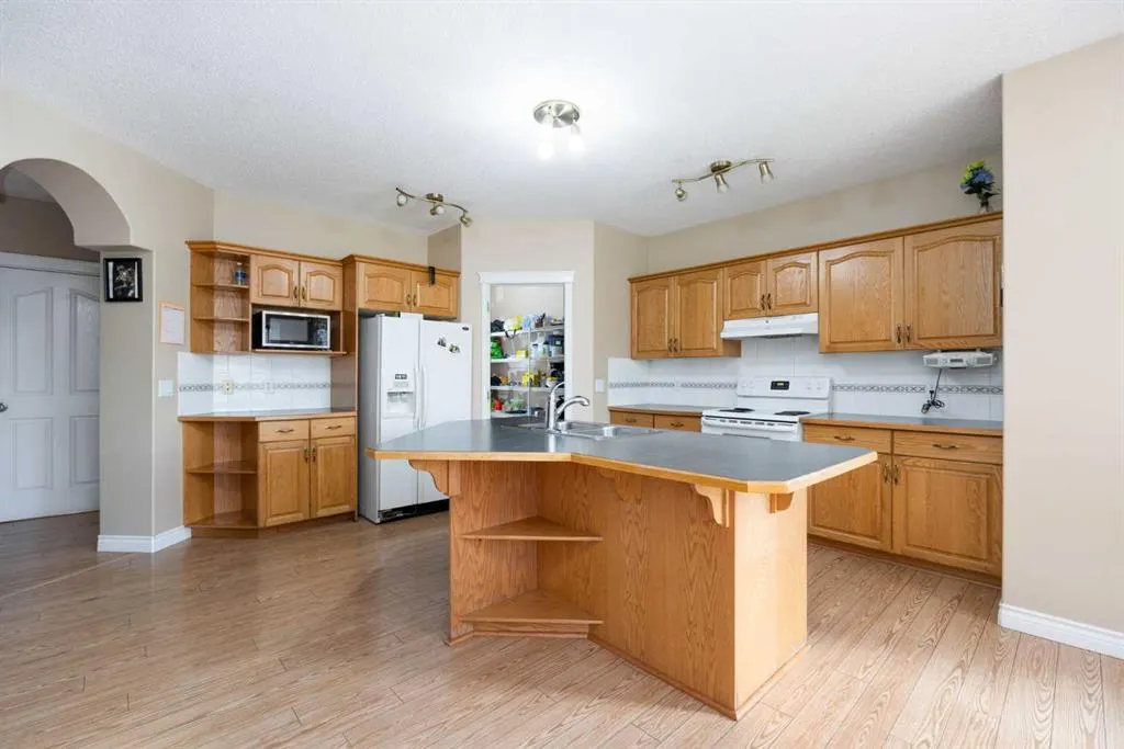 162 St. Laurent Way