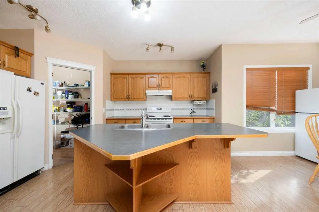 162 St. Laurent Way