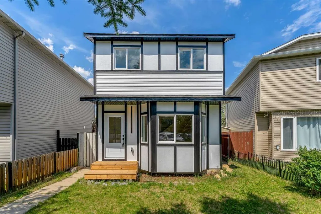 61 Martindale Court NE