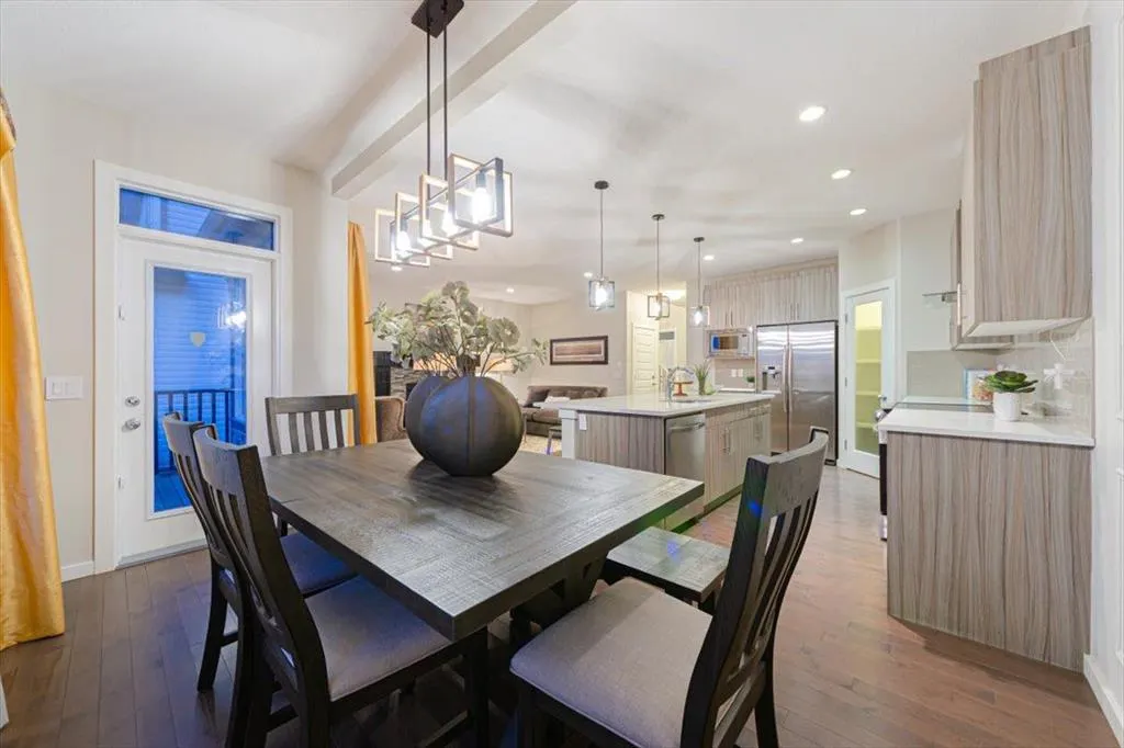 138 Copperpond Street SE