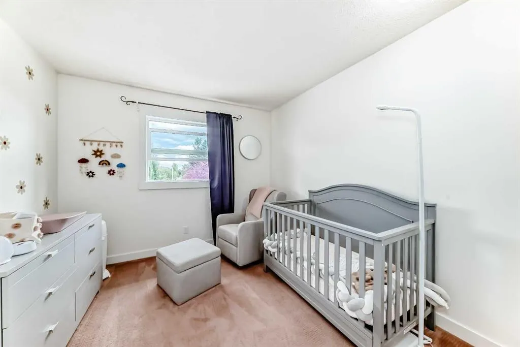 60 Sunlake Road SE