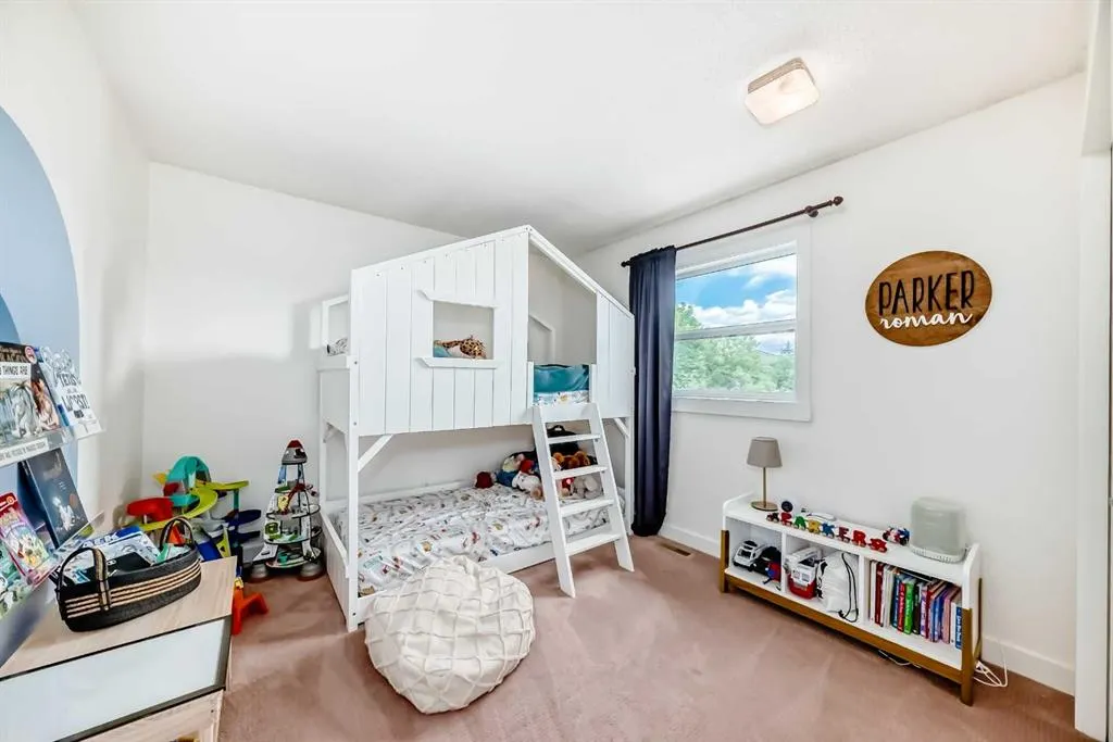 60 Sunlake Road SE