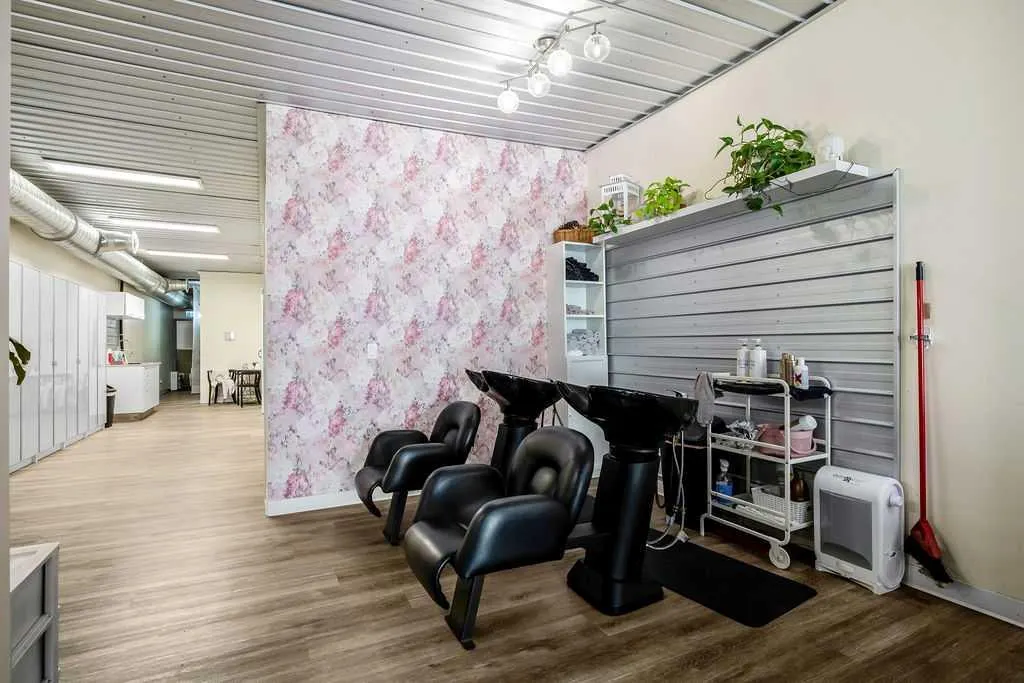 133 5th Avenue SW