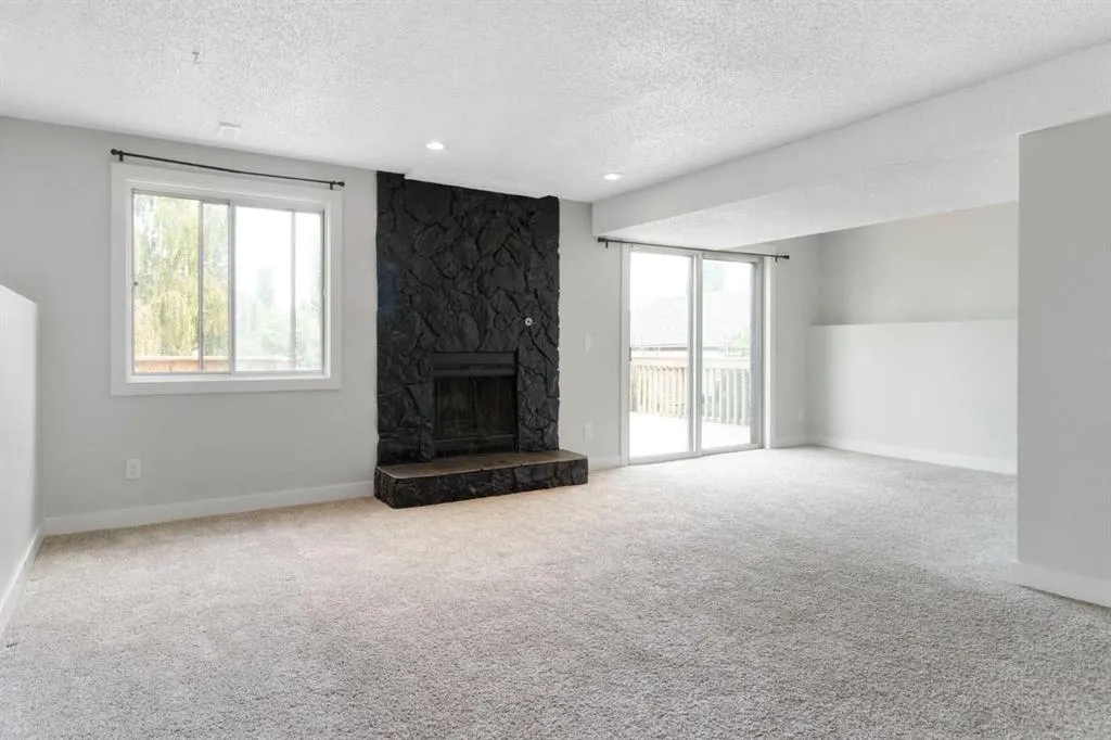 200 Macewan Glen Drive NW
