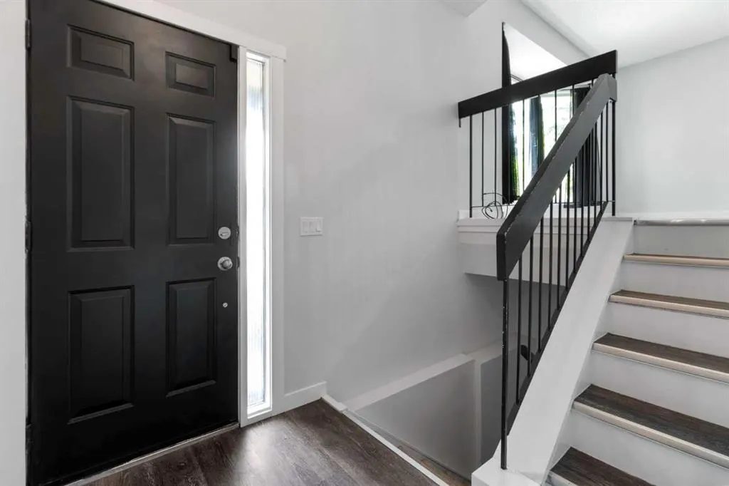 200 Macewan Glen Drive NW