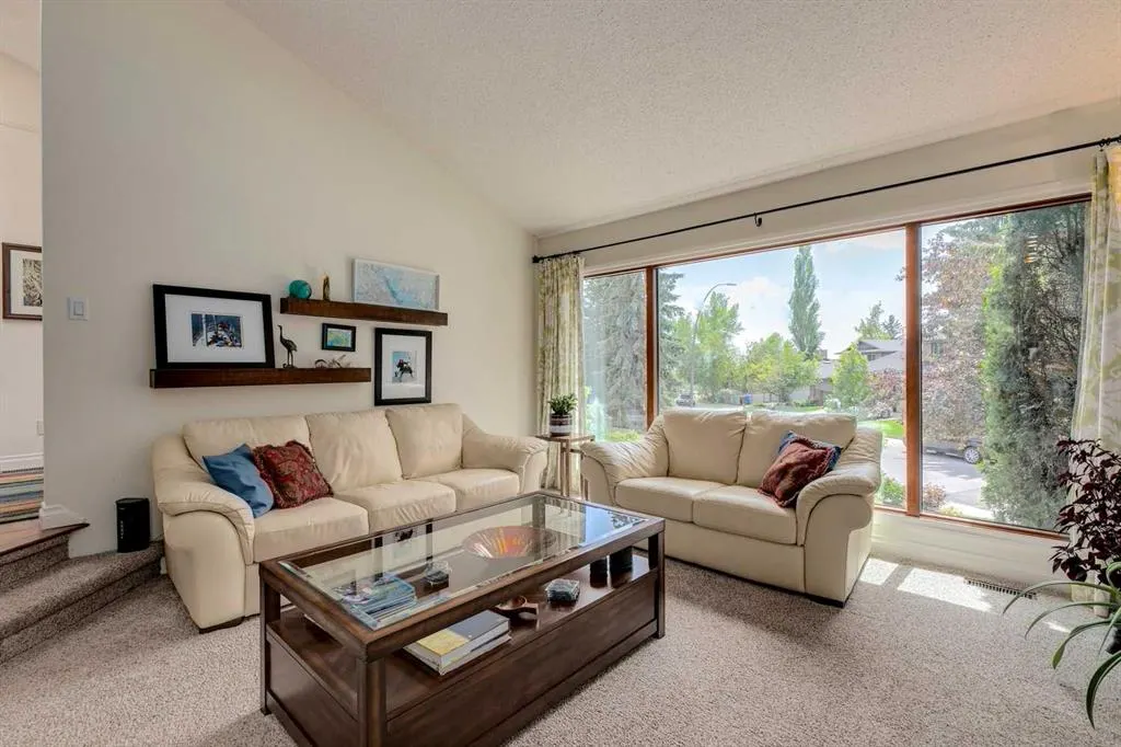 1052 Edgemont Road NW