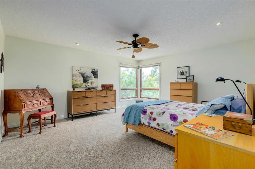 1052 Edgemont Road NW