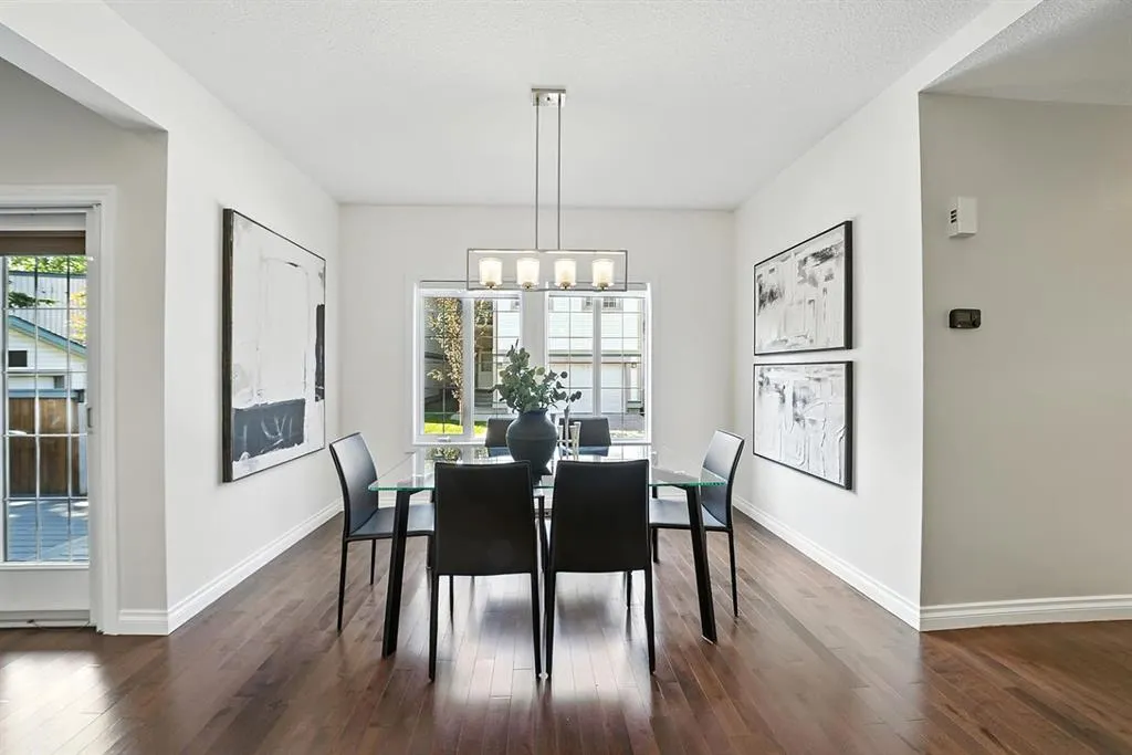 8 Varsity Estates Gardens NW