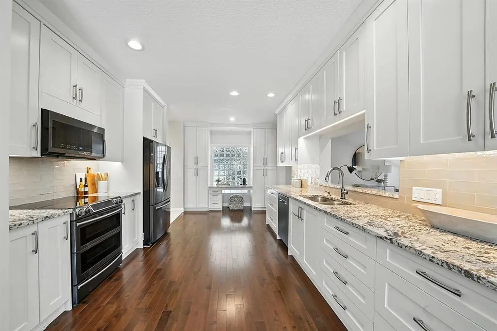 8 Varsity Estates Gardens NW