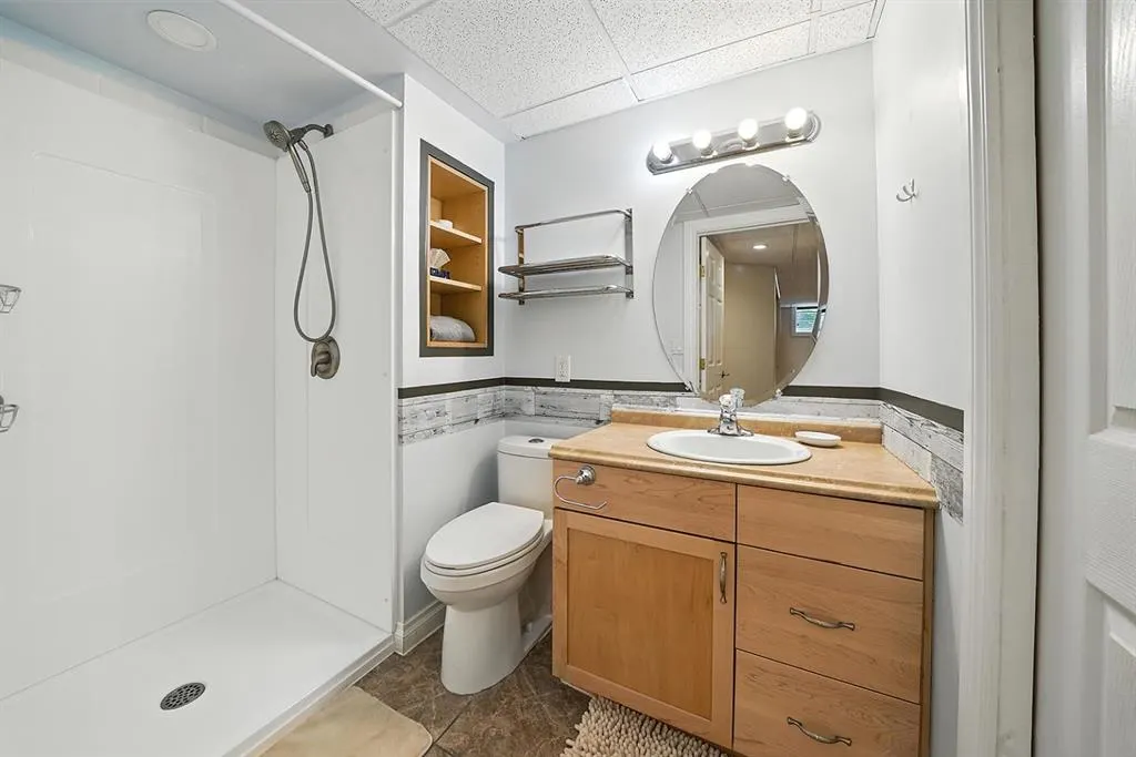 8 Varsity Estates Gardens NW