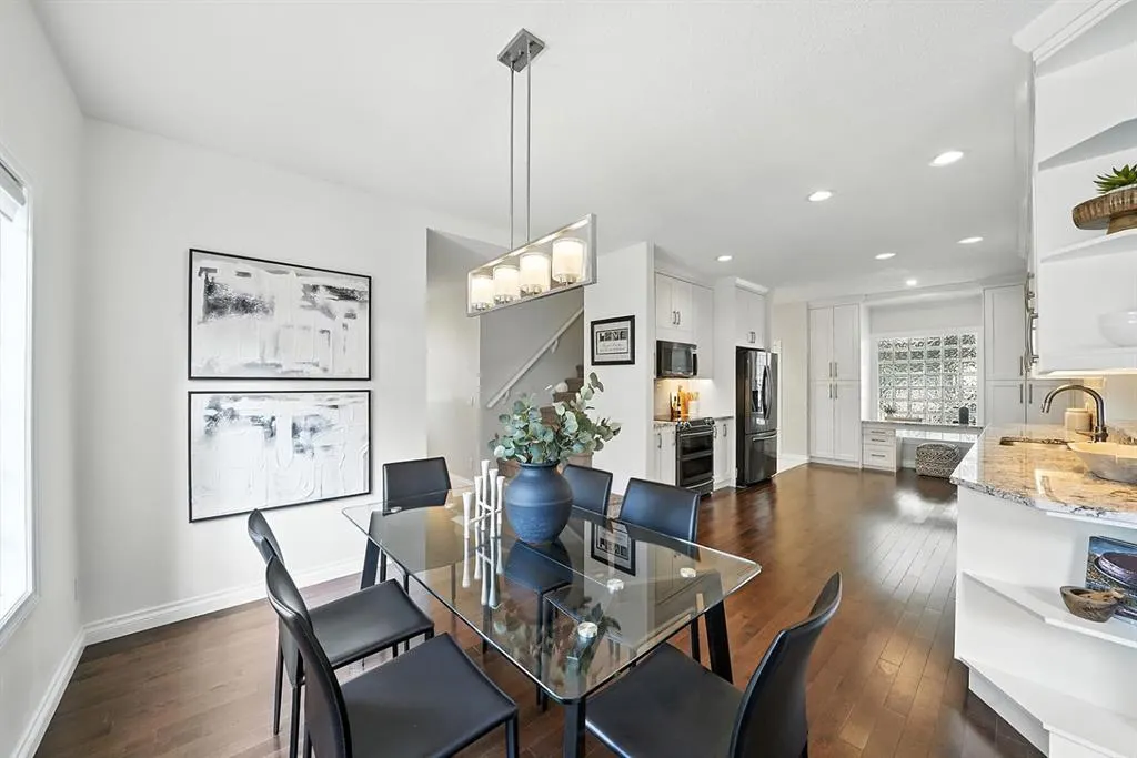 8 Varsity Estates Gardens NW