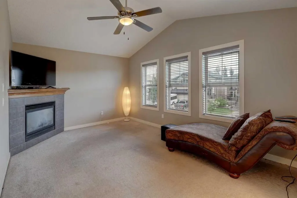 162 Sherwood Hill NW