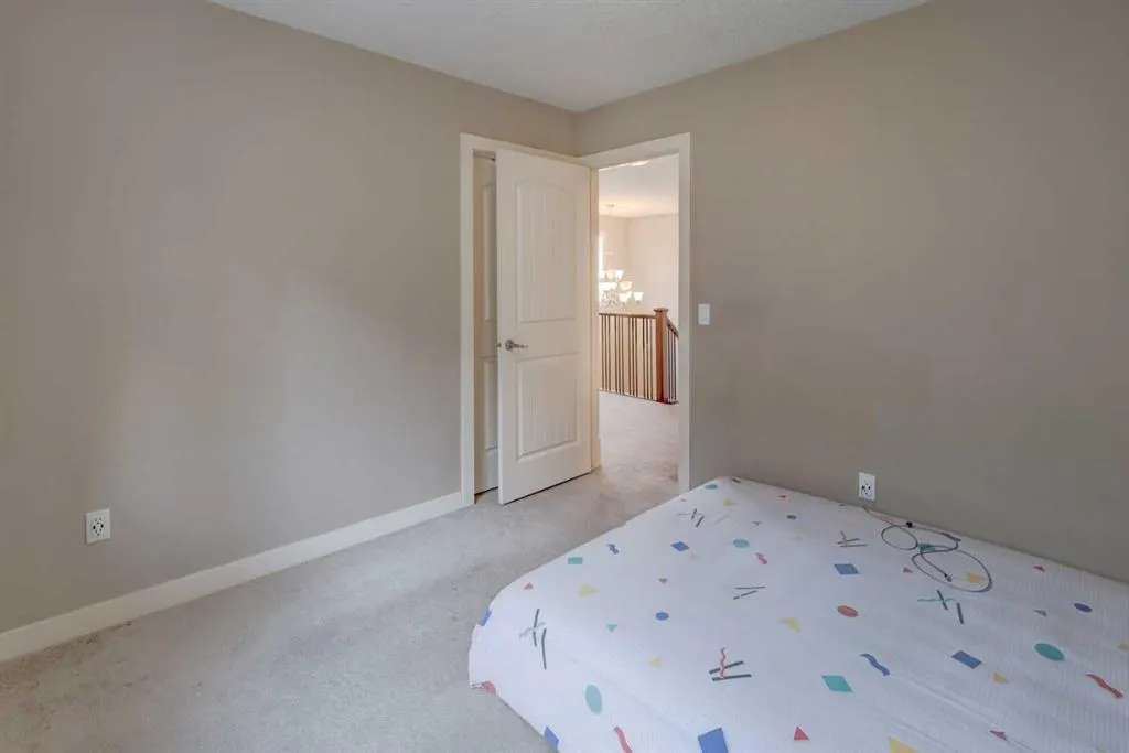 162 Sherwood Hill NW