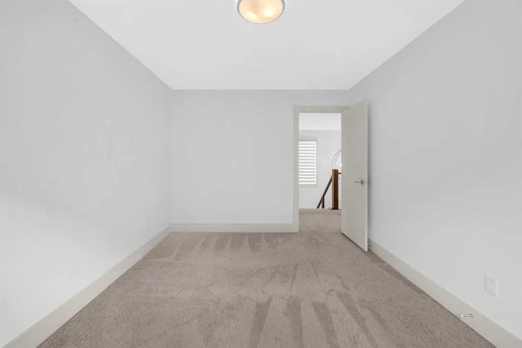 127 Evansview Road NW