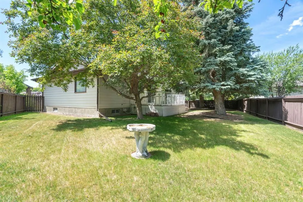 519 Dalcastle Mews NW