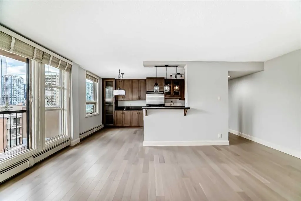 733 14 Avenue SW, #903