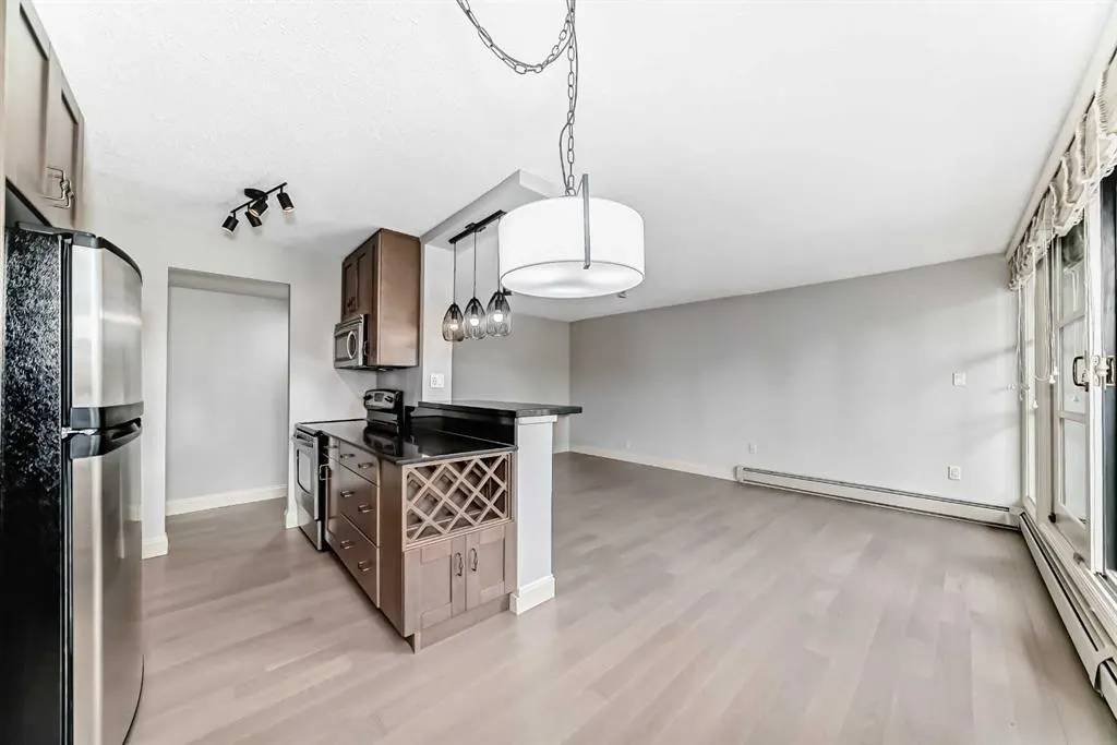 733 14 Avenue SW, #903