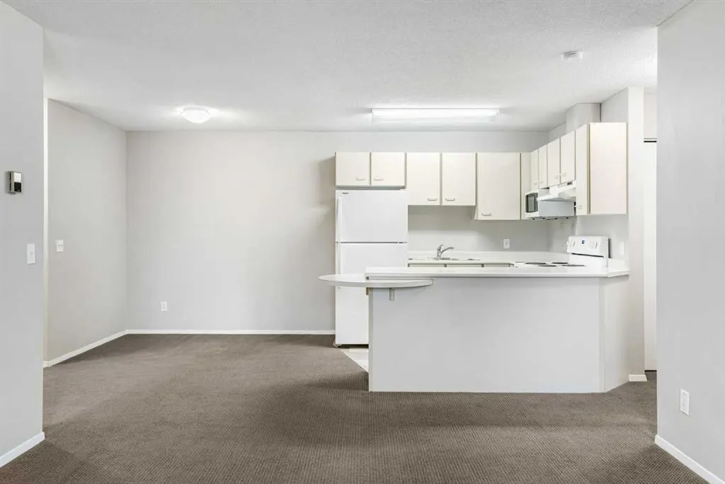 3400 Edenwold Heights NW, #2623