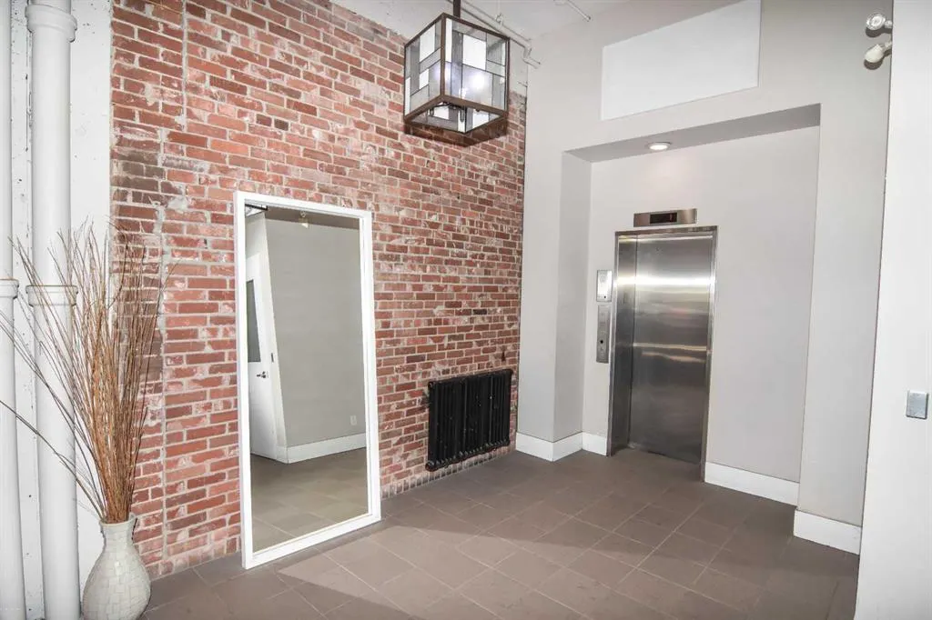 220 11 Avenue SE, #307