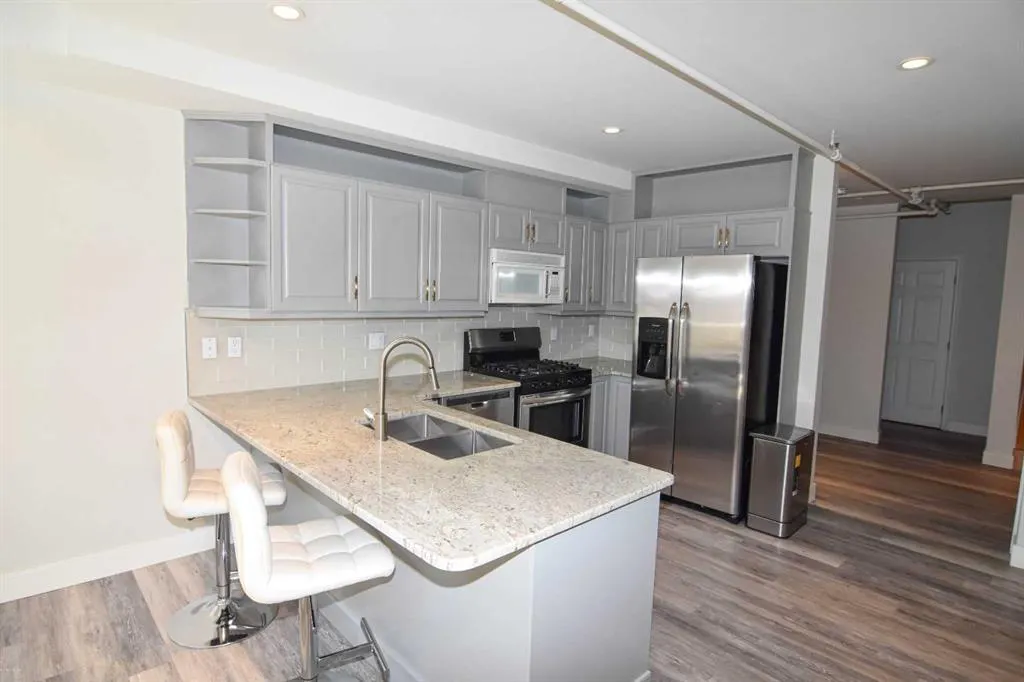 220 11 Avenue SE, #307