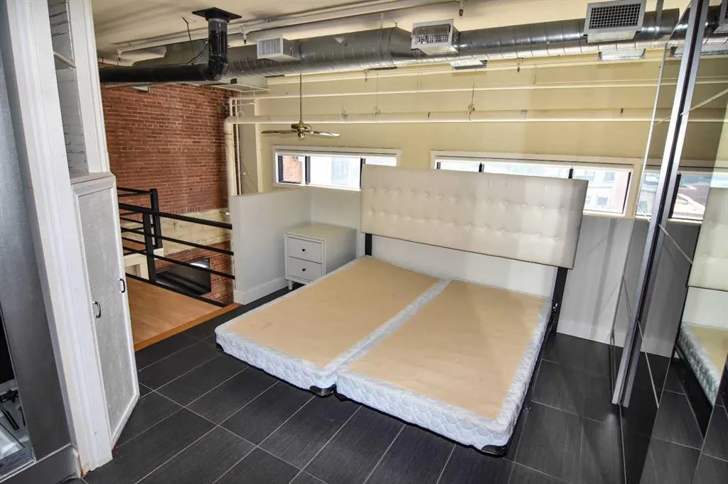 220 11 Avenue SE, #307