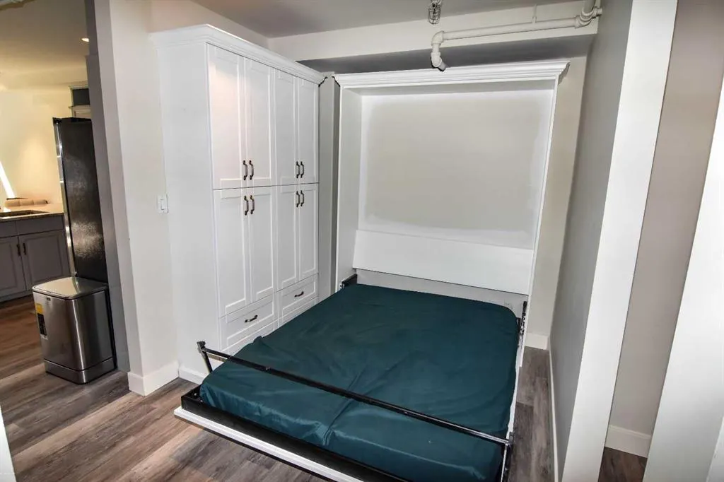 220 11 Avenue SE, #307