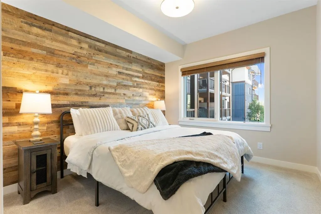 1105 Spring Creek Drive, #208