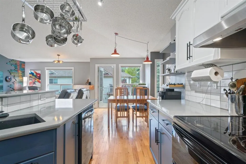 70 Mt Douglas Villas SE