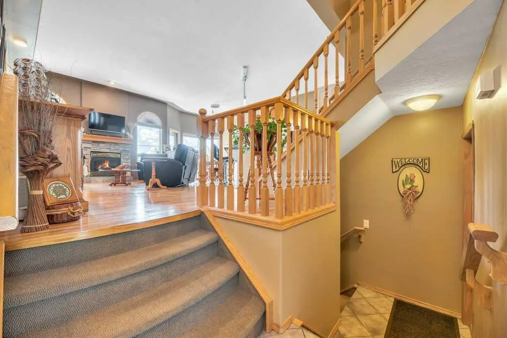 252 Cambridge Crescent