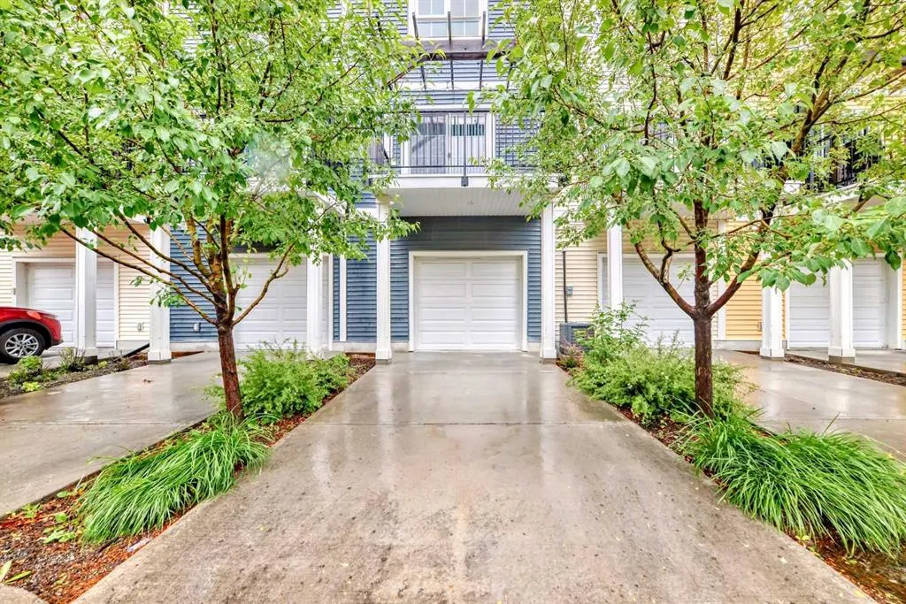 227 Copperpond Common SE
