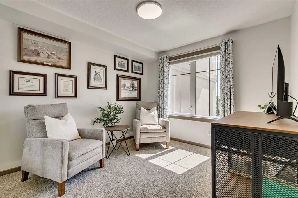 310 Mckenzie Towne Gate SE, #2301
