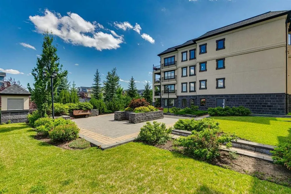 310 Mckenzie Towne Gate SE, #2301