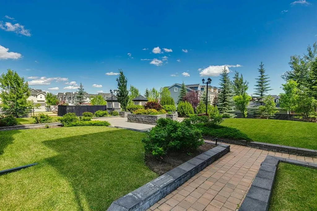 310 Mckenzie Towne Gate SE, #2301