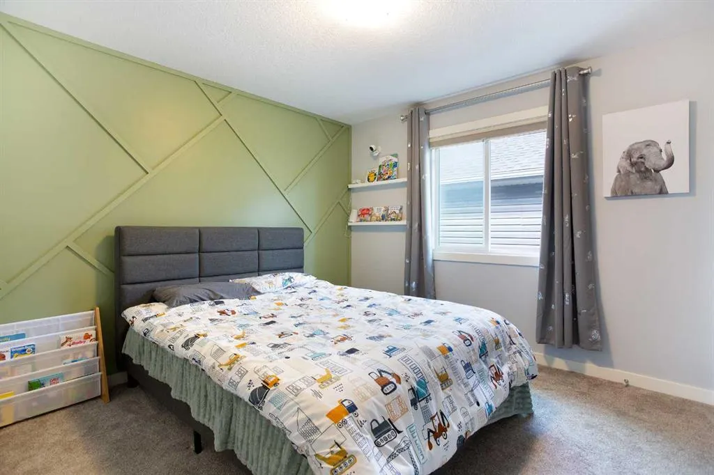 322 Evanston Way NW