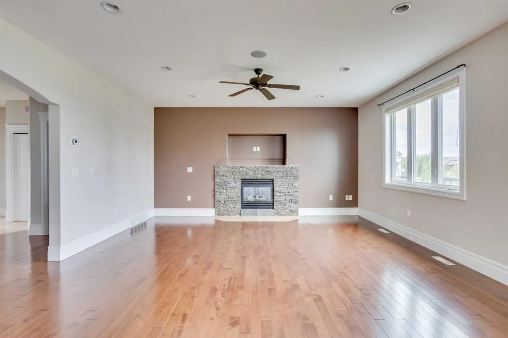 404 Killdeer Way