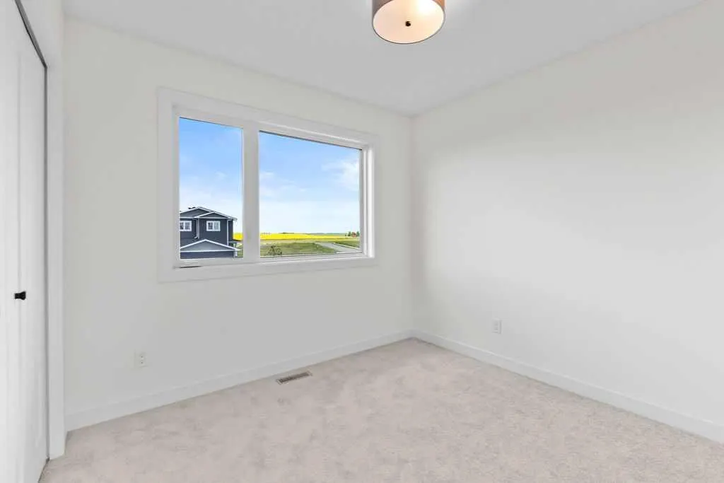 10 Clover Crescent