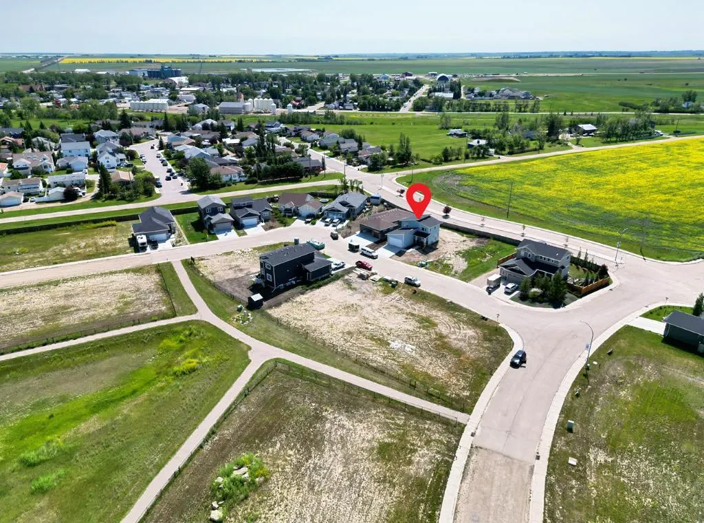 10 Clover Crescent