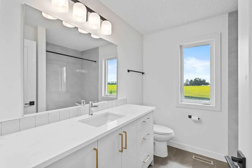 10 Clover Crescent