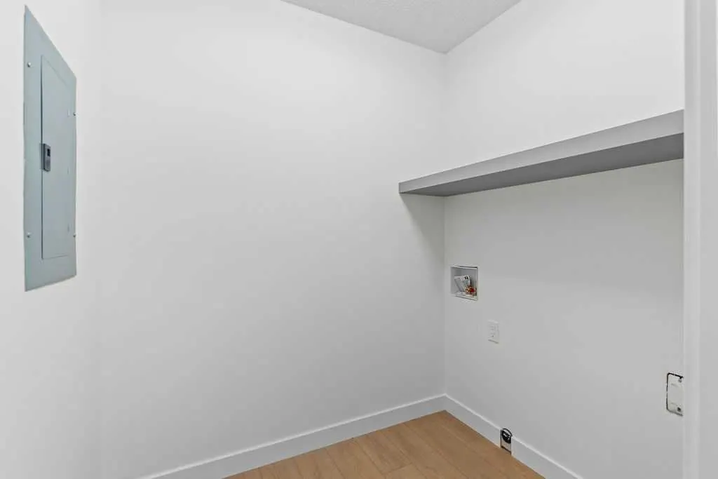 10 Clover Crescent