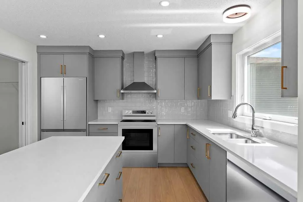 10 Clover Crescent