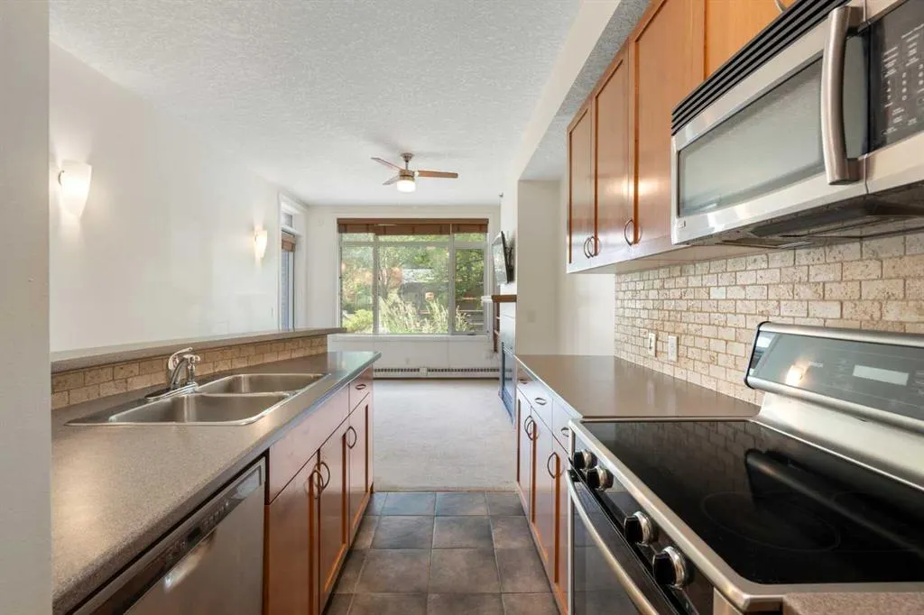 990 Centre Avenue NE, #124